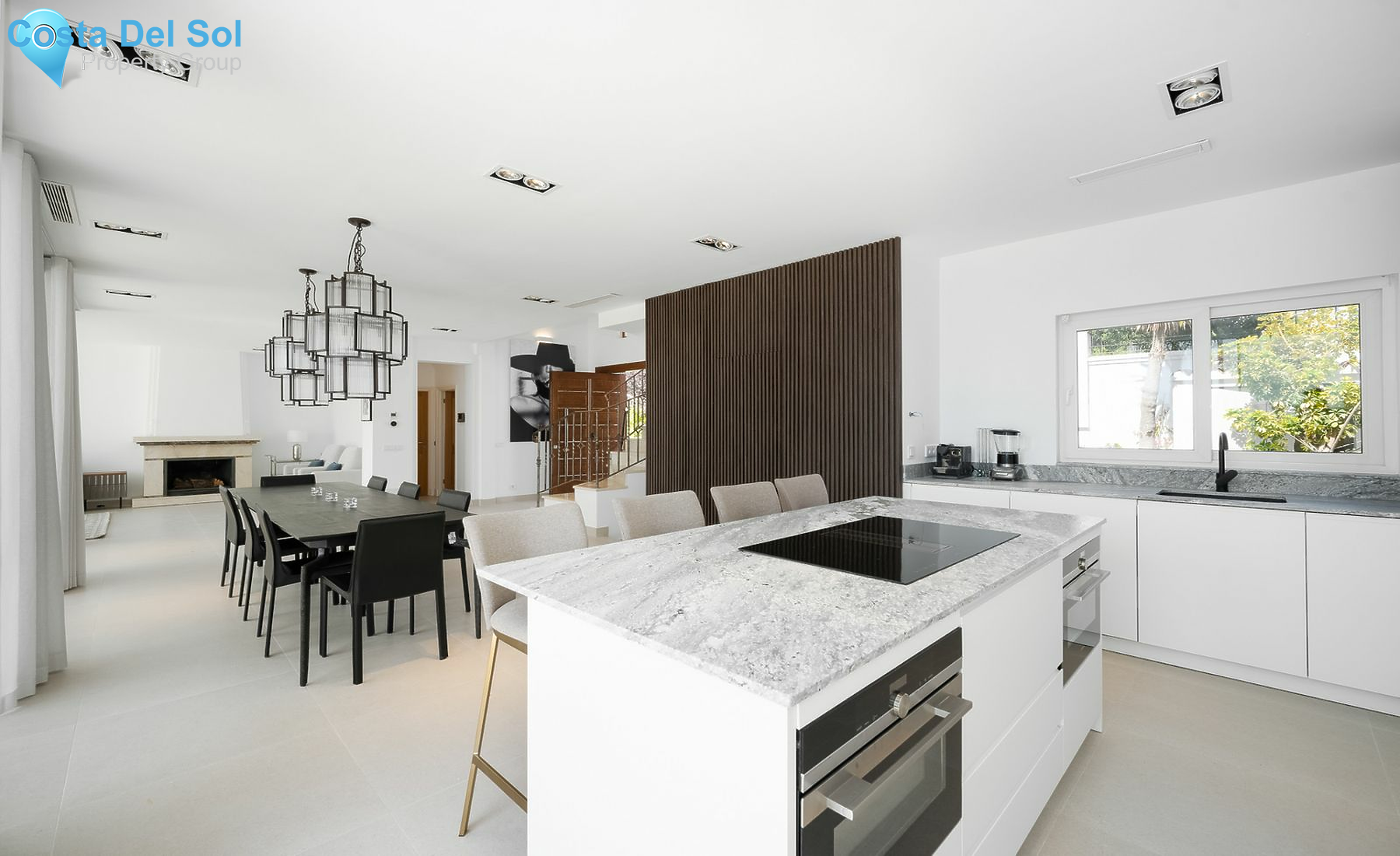 Detached Villa in Nueva Andalucía-1550994
