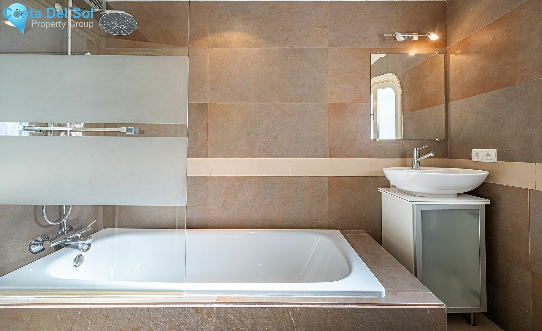 Detached Villa in Puerto Banús-1426755