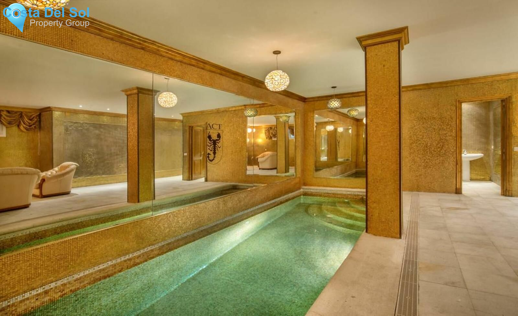 Detached Villa in Sierra Blanca-1136519