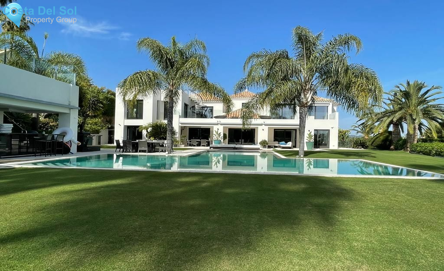 Detached Villa in Sierra Blanca