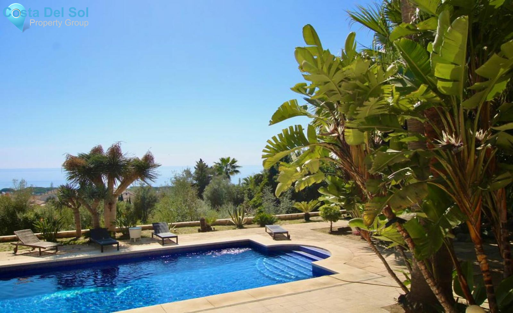 Detached Villa in The Golden Mile-1171055