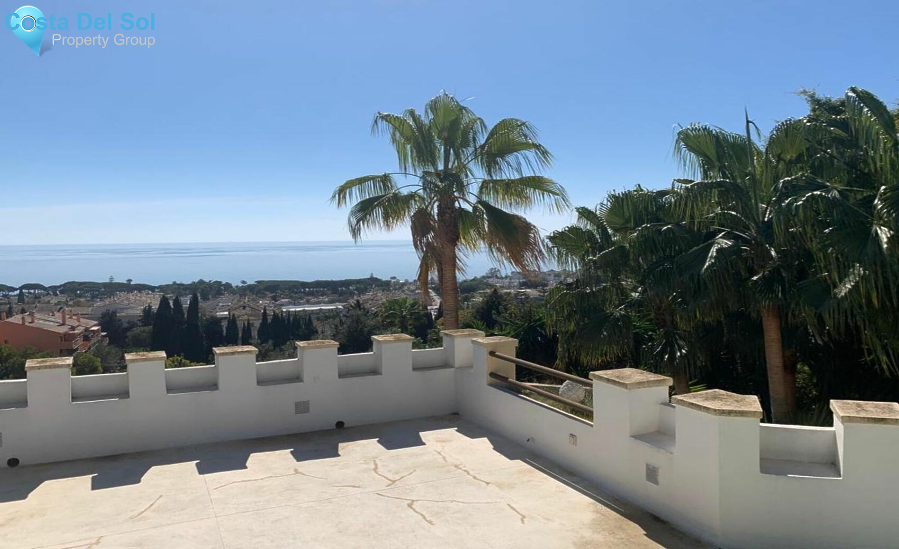 Detached Villa in The Golden Mile-1171042