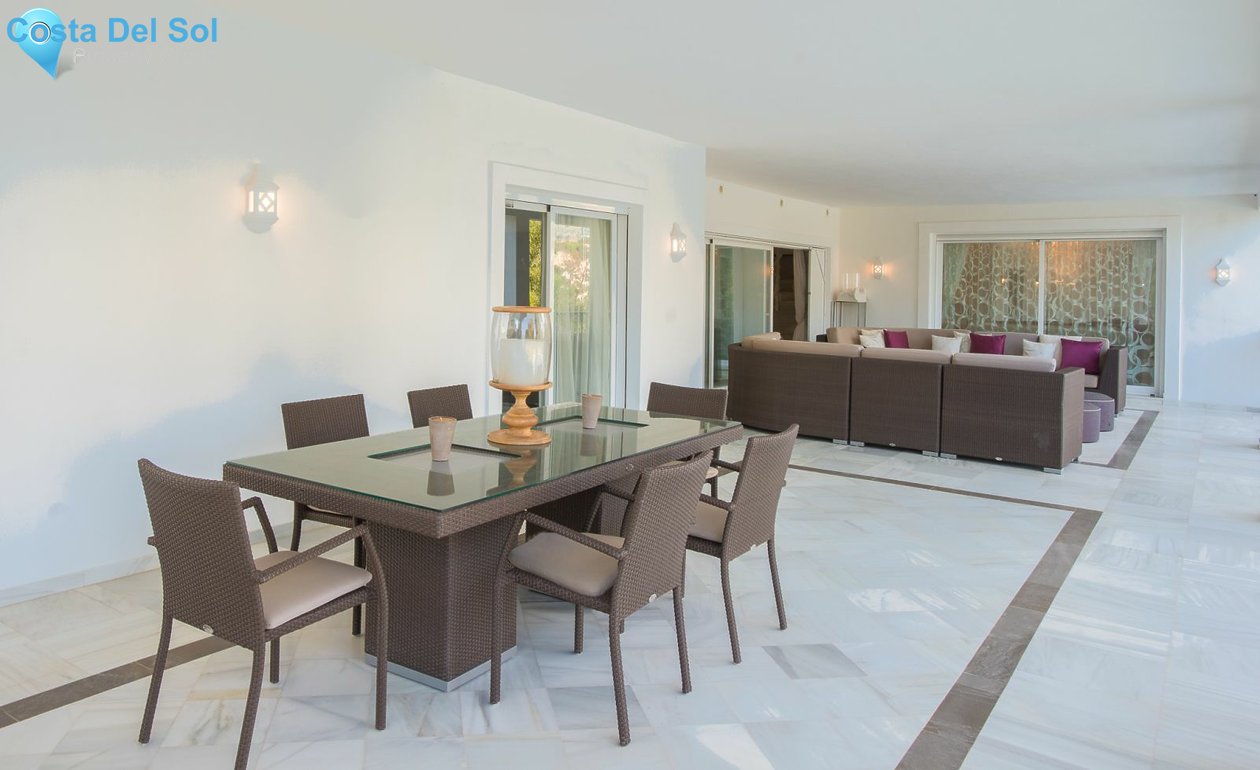 Detached Villa in The Golden Mile-1205391