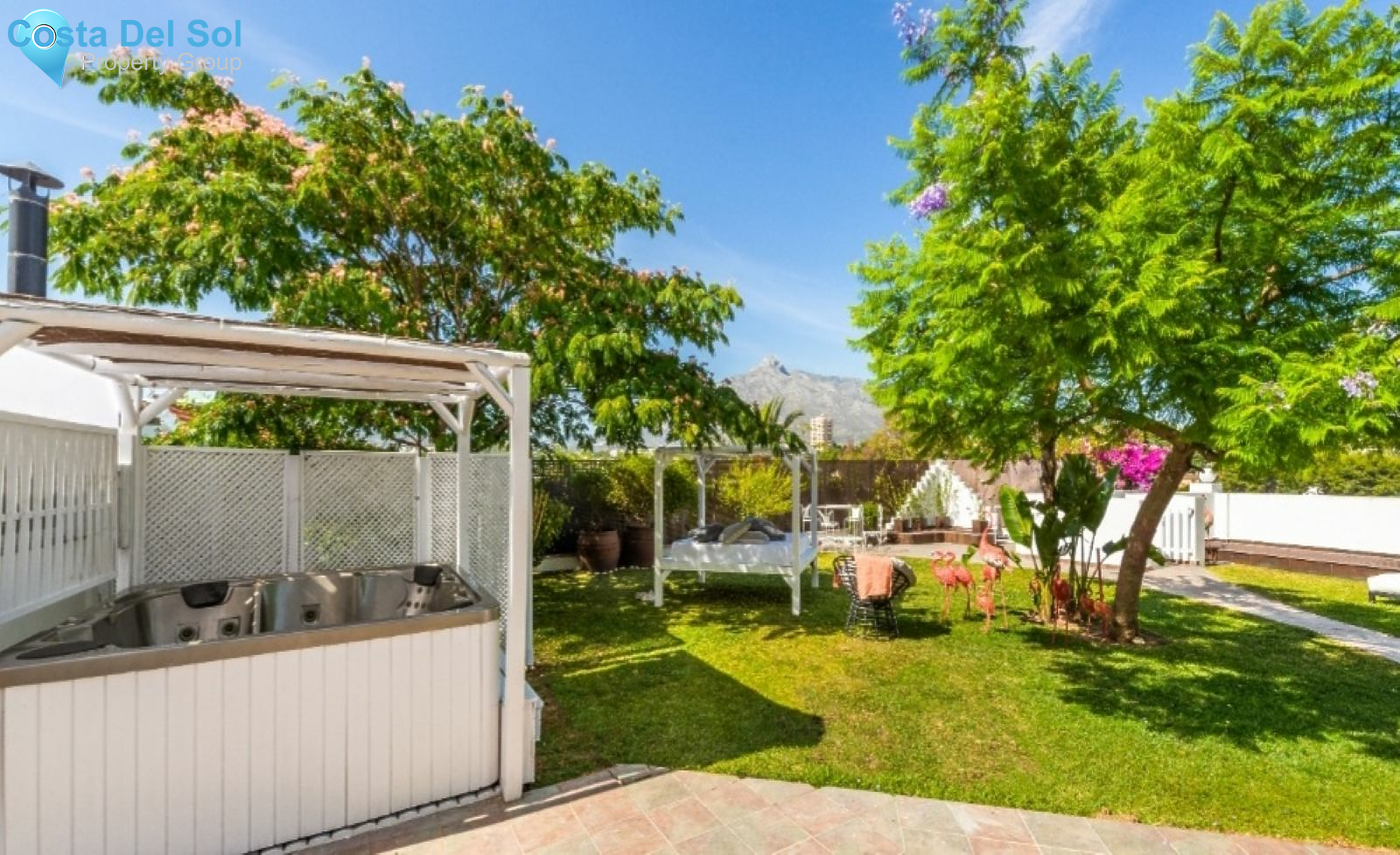 Ground Floor Apartment in Nueva Andalucía-1207147