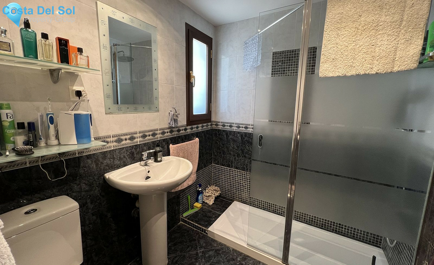 House in Alhaurín el Grande-1240436