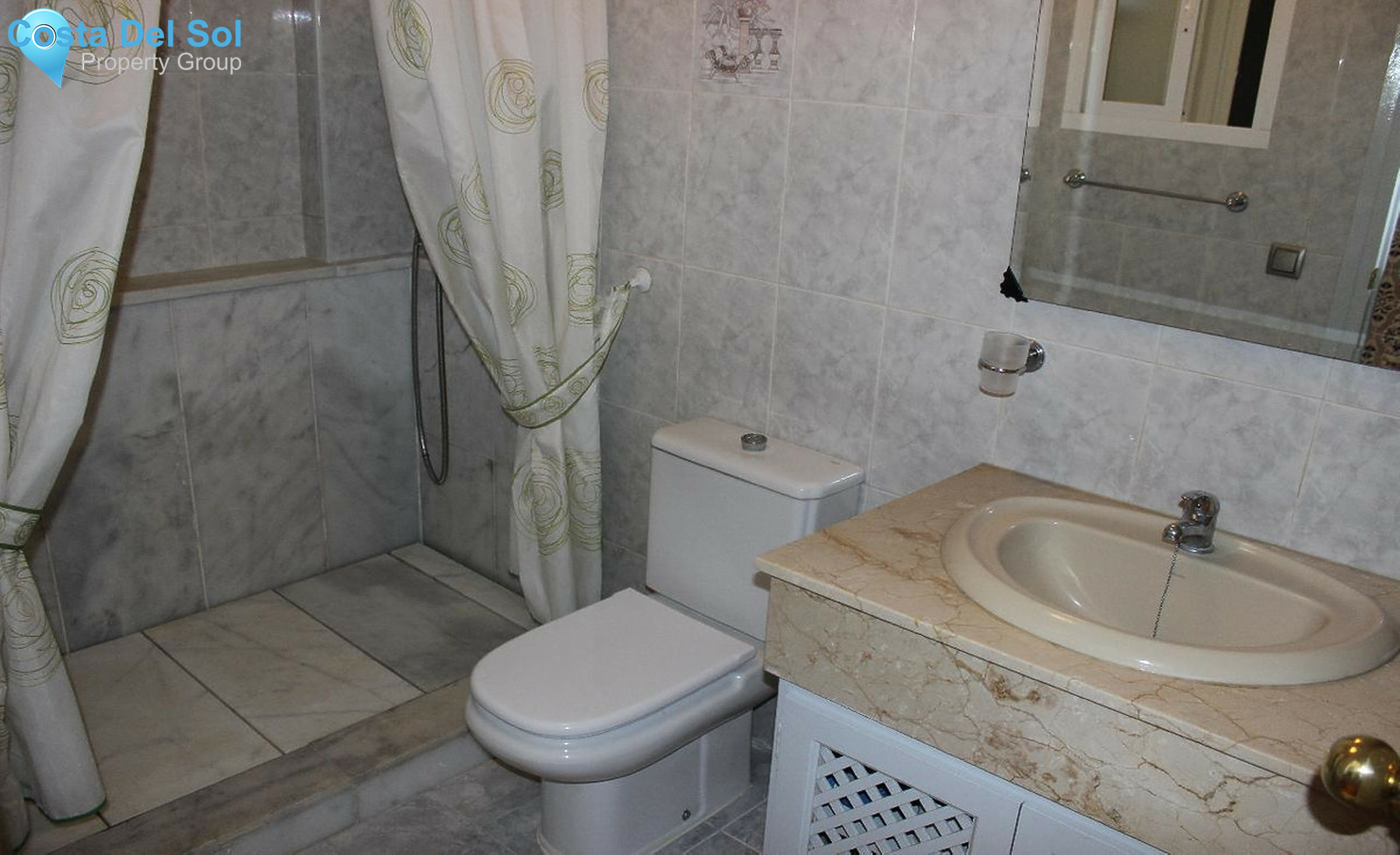 Townhouse in San Pedro de Alcántara-1336643