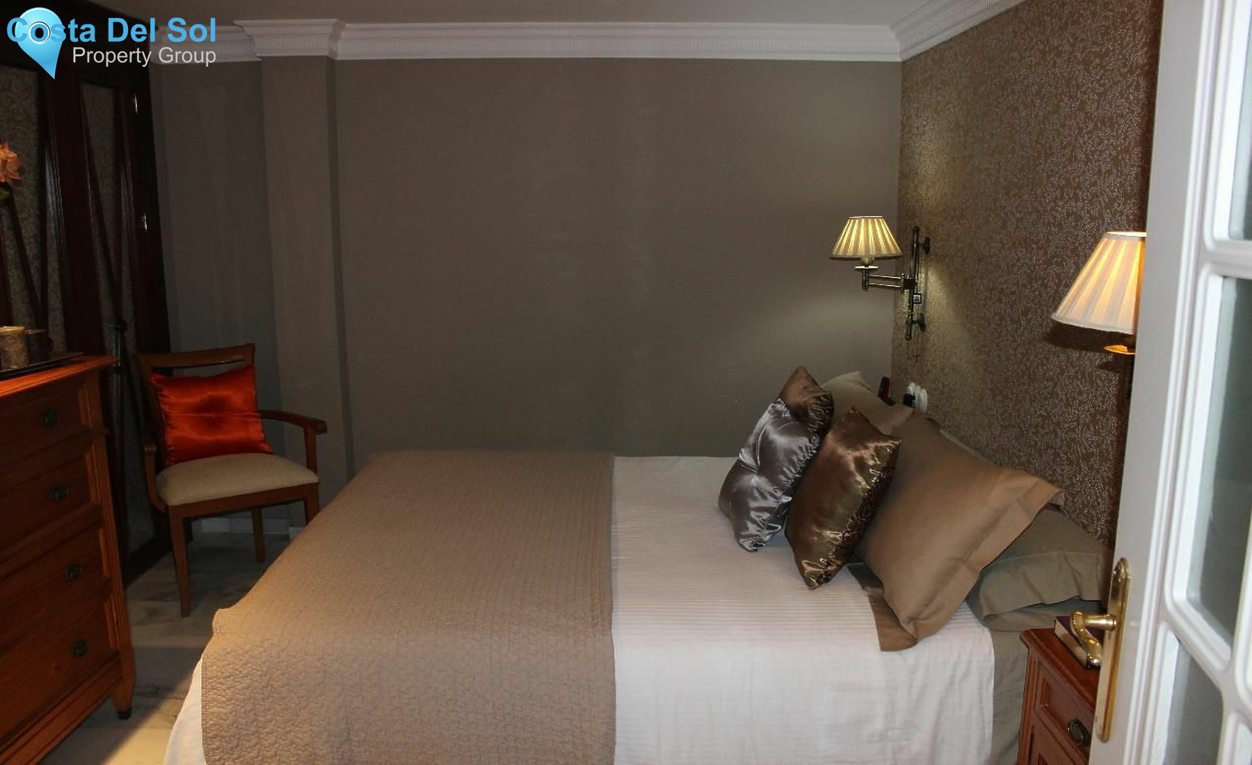 Townhouse in San Pedro de Alcántara-1218093