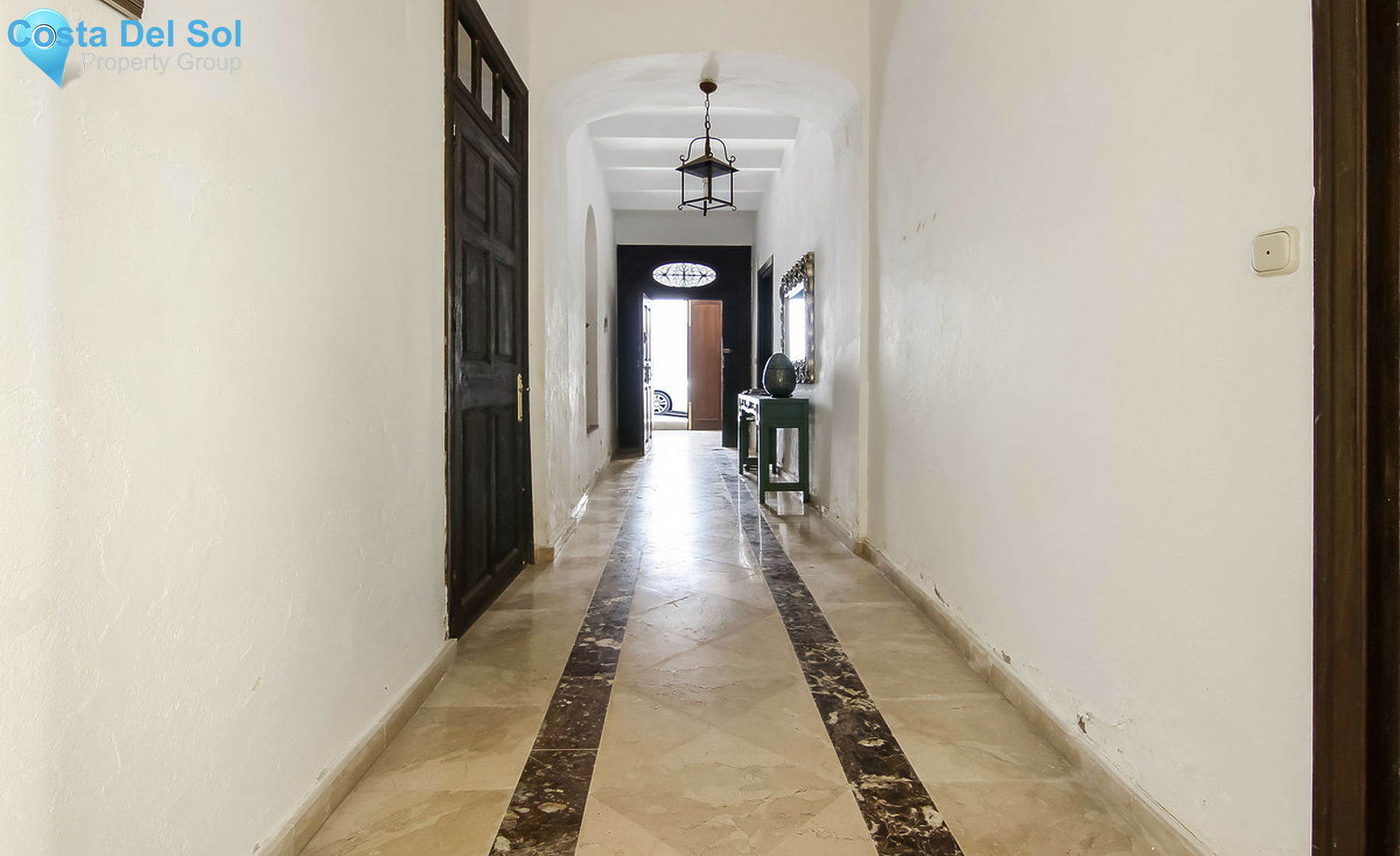 Townhouse in San Roque-1340286