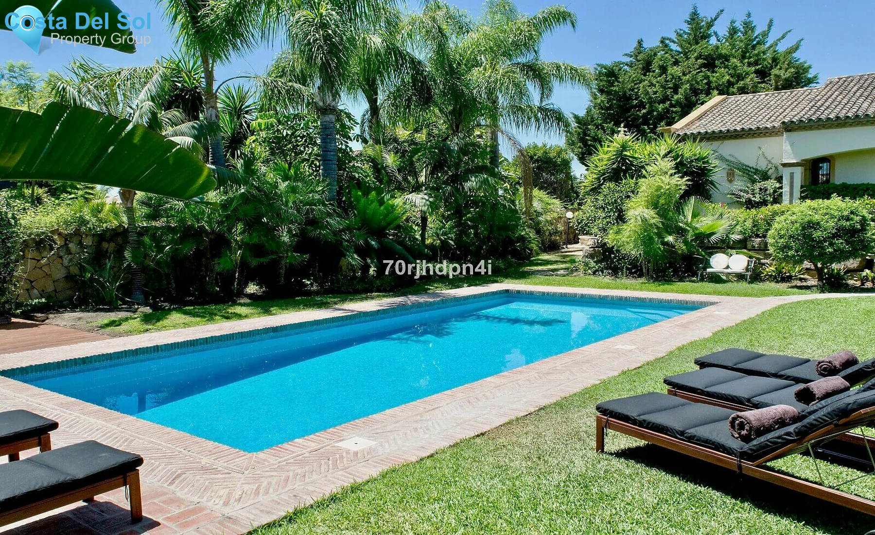 Detached Villa in Cancelada-1188482