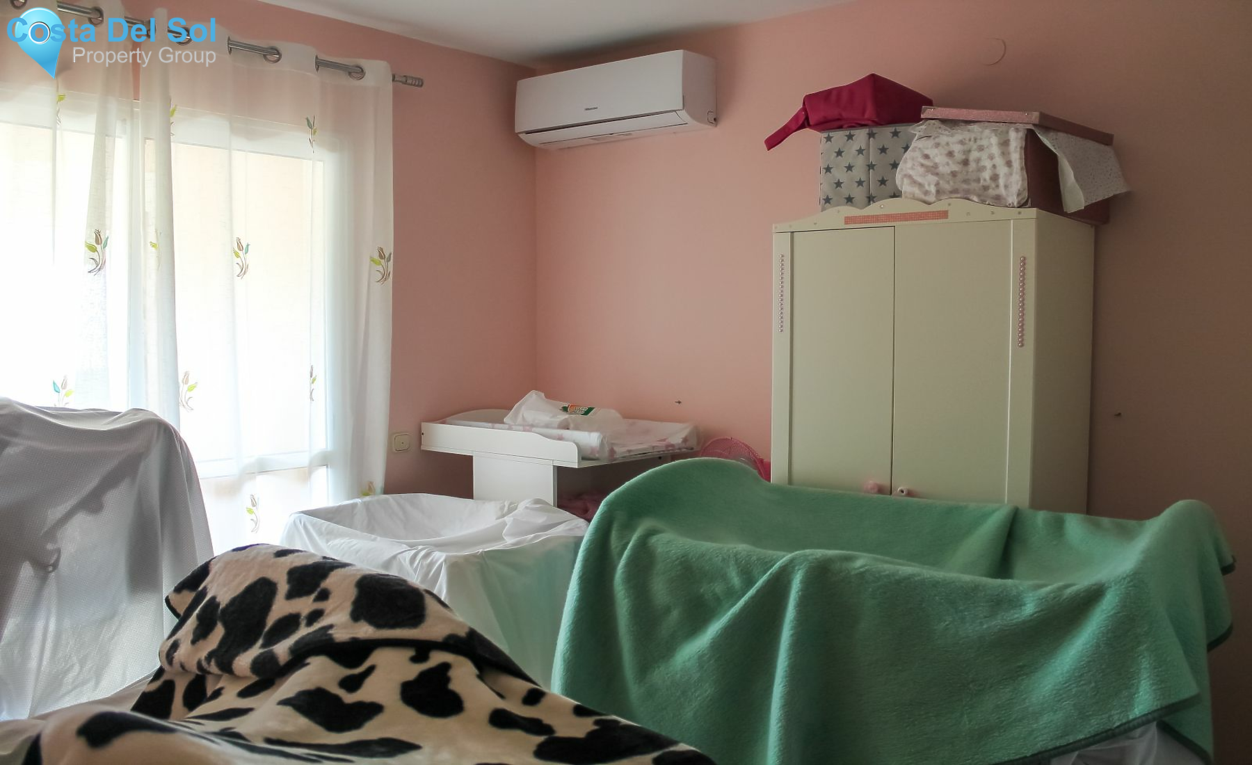 Detached Villa in Alhaurín de la Torre-1132968