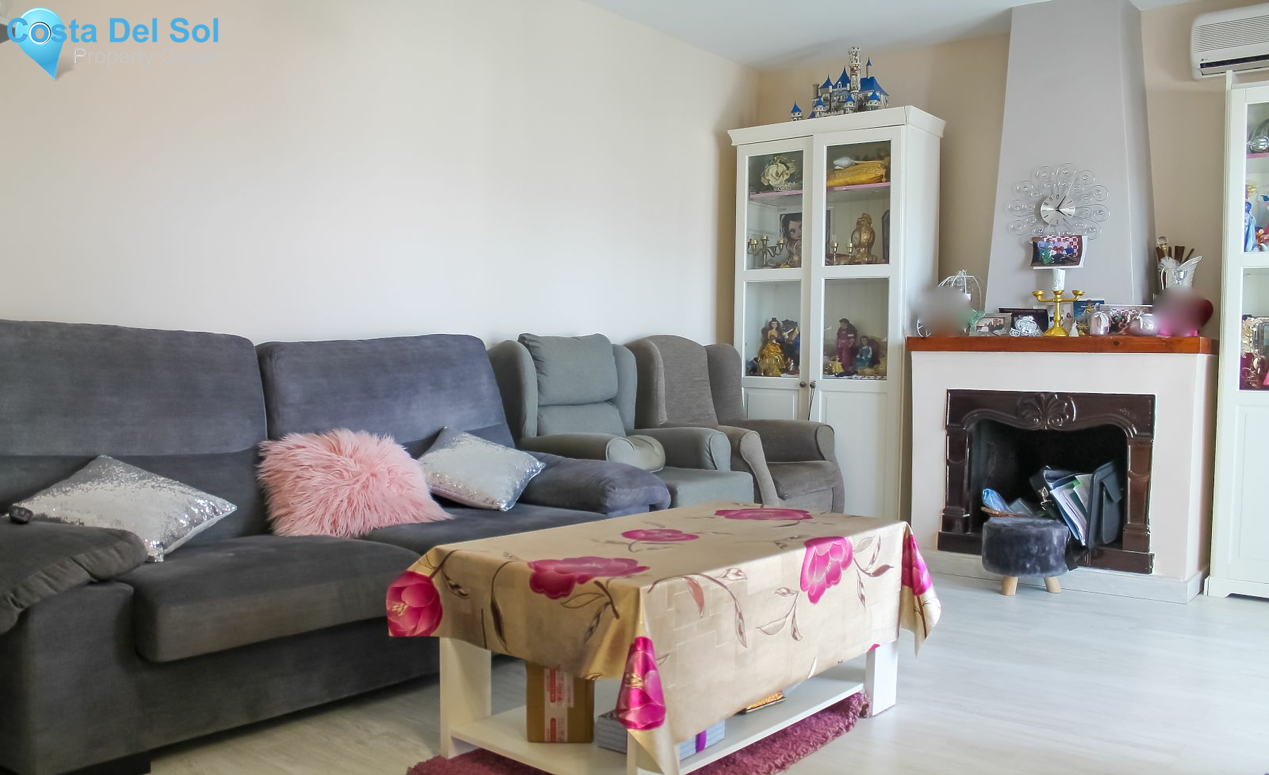 Detached Villa in Alhaurín de la Torre-1132959