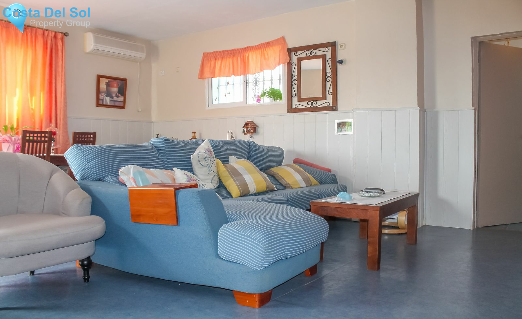 Detached Villa in Alhaurín de la Torre-1132963