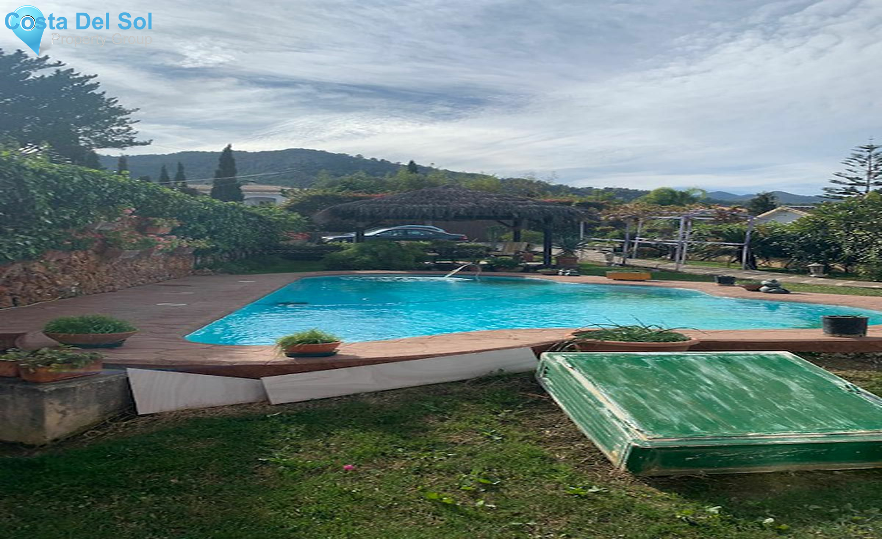 Detached Villa in Alhaurín de la Torre-1176345