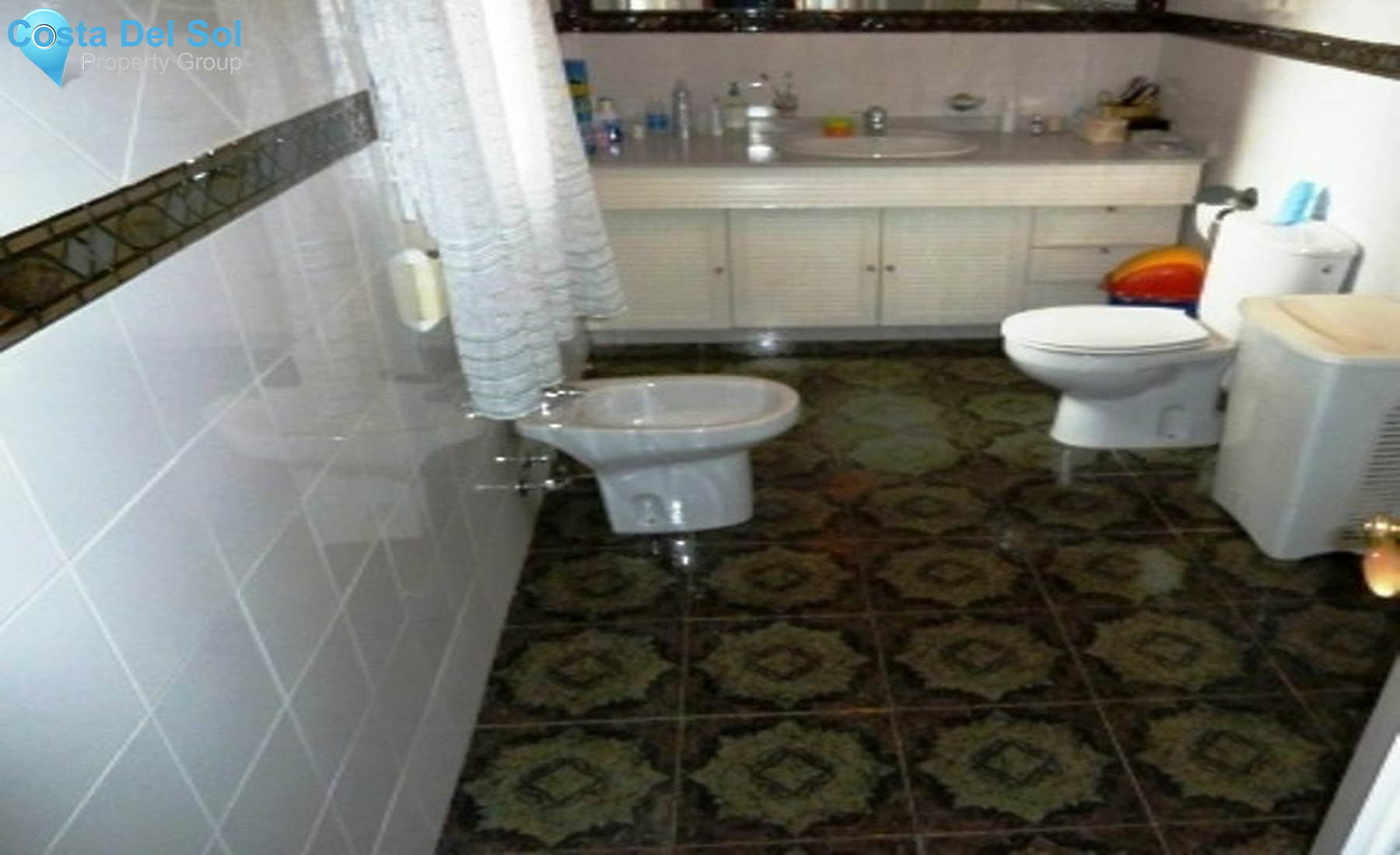 Detached Villa in Alhaurín de la Torre-1221379