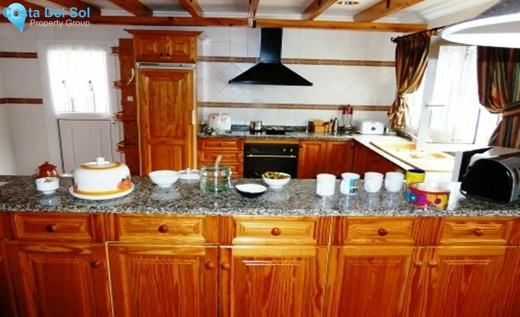 Detached Villa in Alhaurín de la Torre-1221371