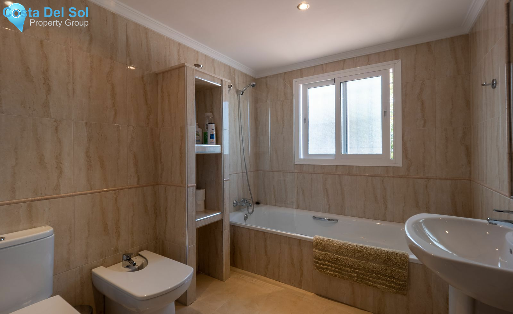 Detached Villa in Alhaurín el Grande-1490598