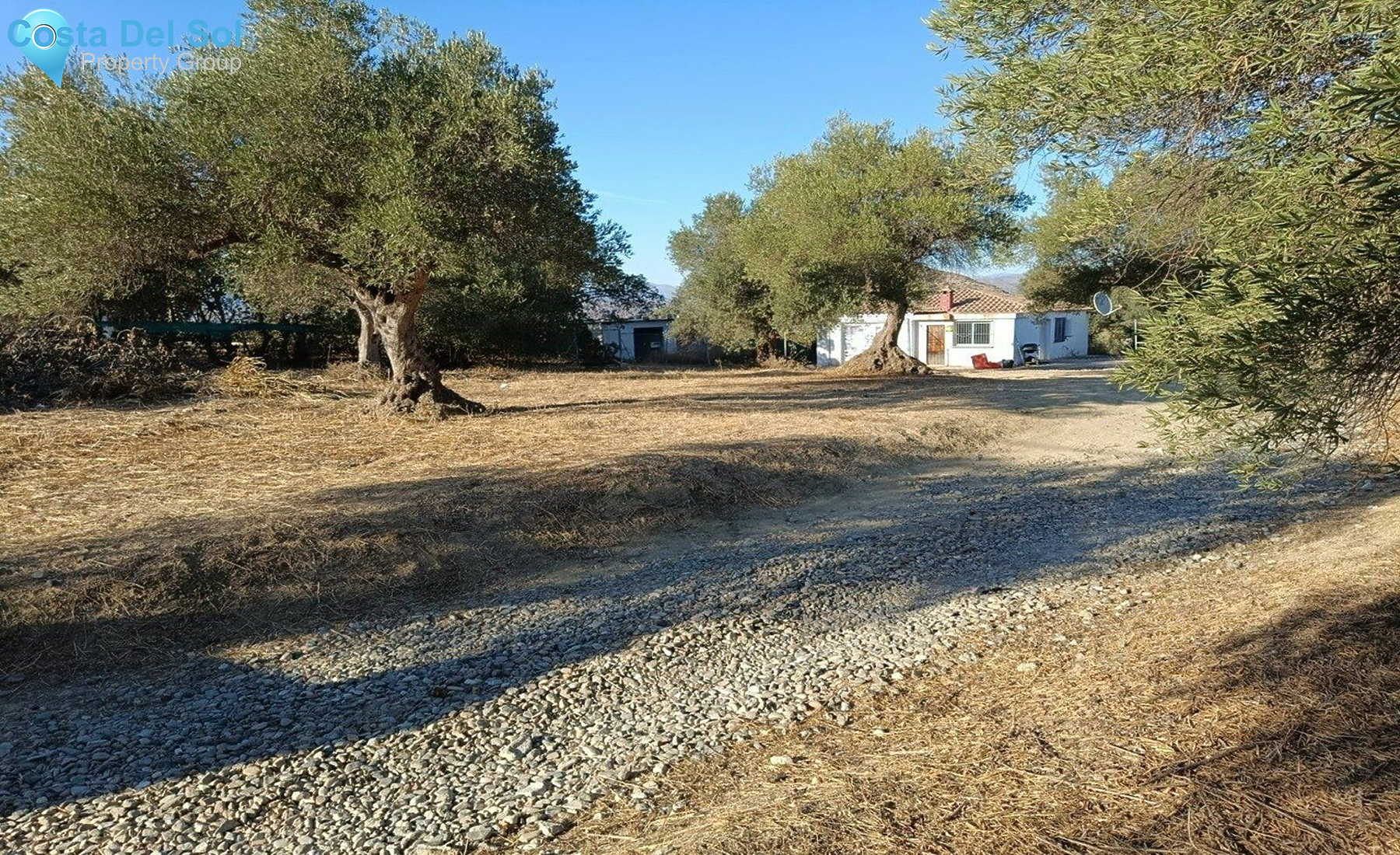 Detached Villa in Alhaurín el Grande-1548327