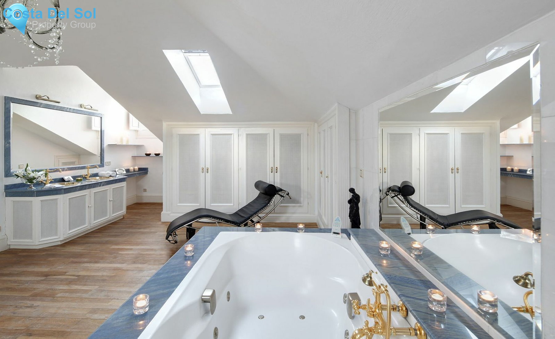 Detached Villa in Aloha-1421963