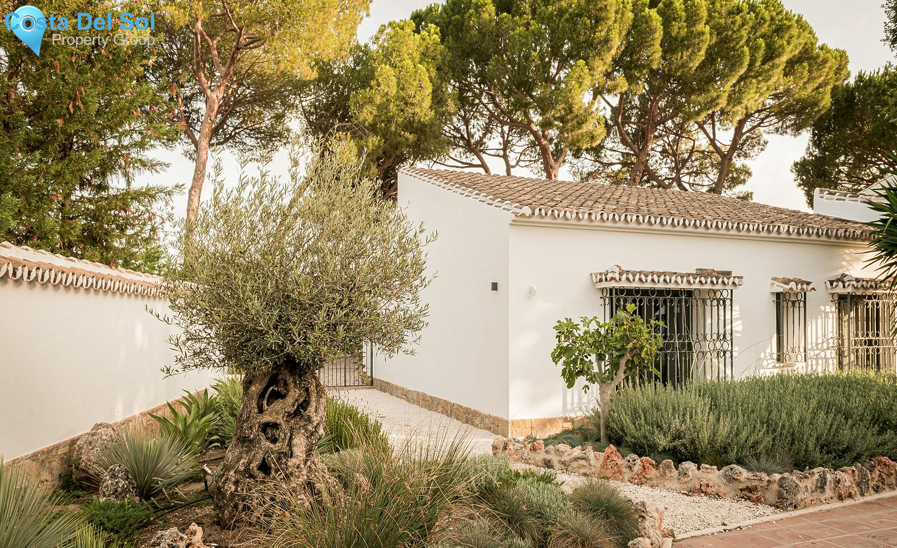Detached Villa in Artola-1545240