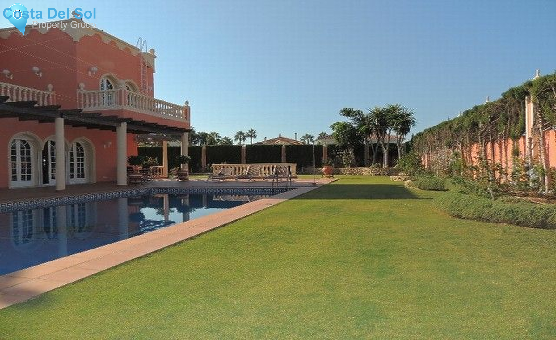 Detached Villa in Benalmadena