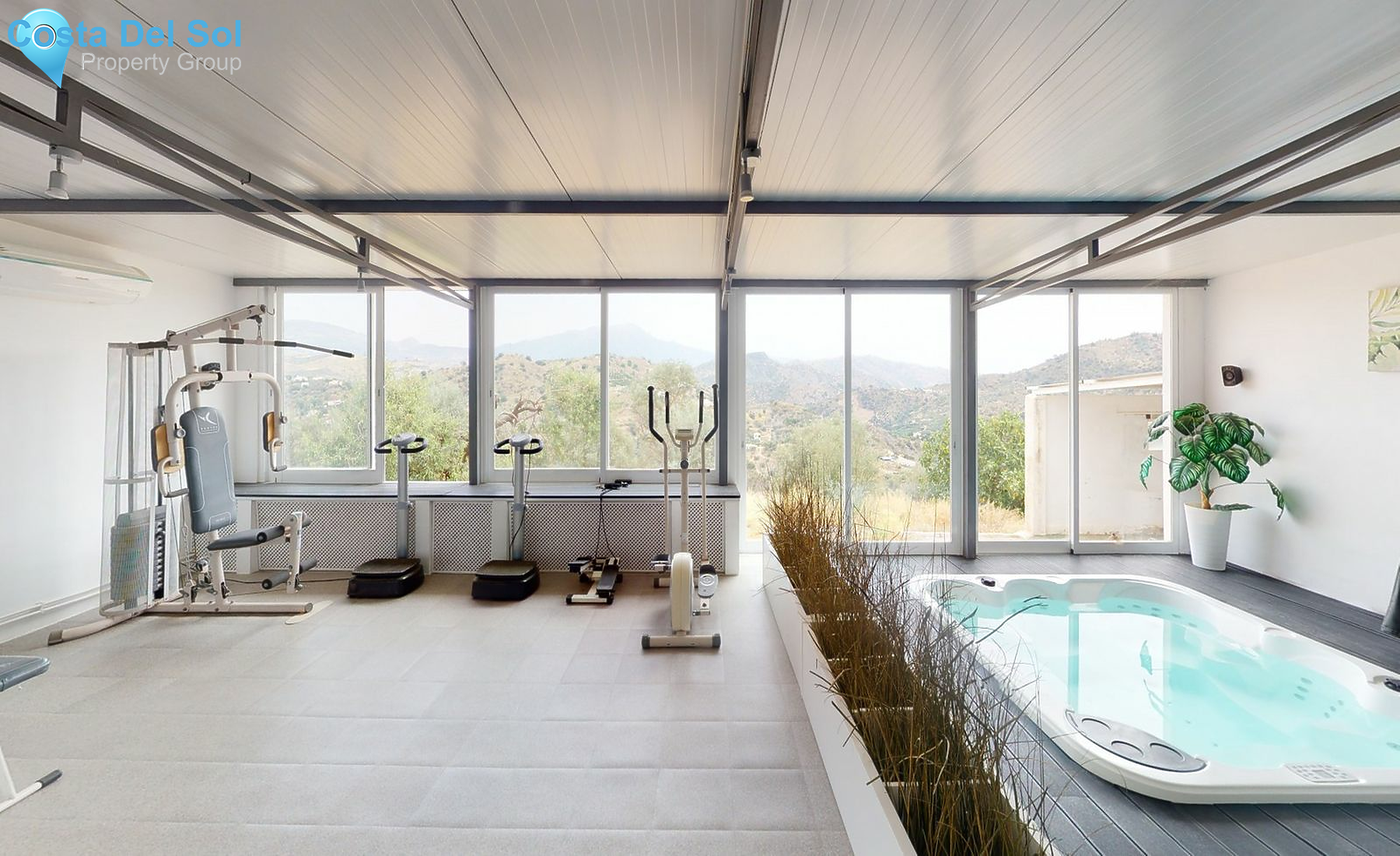 Detached Villa in Comares