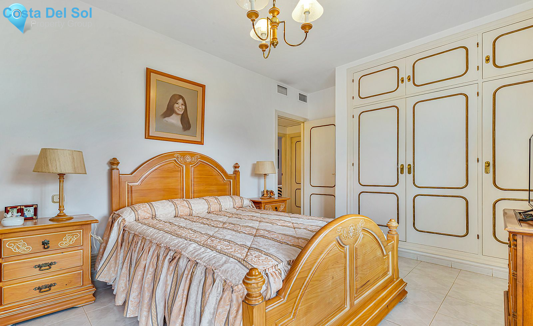 Detached Villa in El Coto-1200007