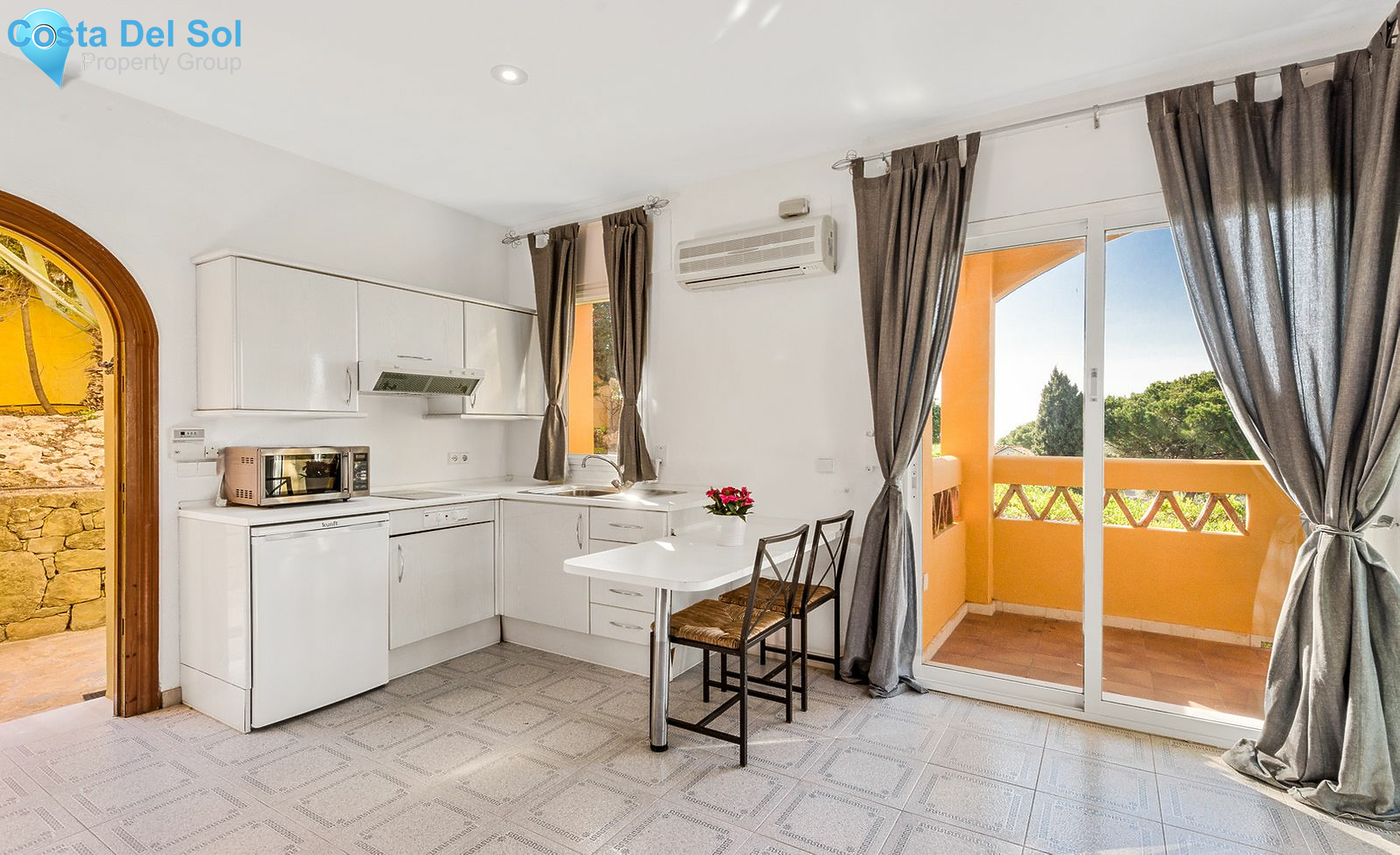 Detached Villa in El Rosario-1170201