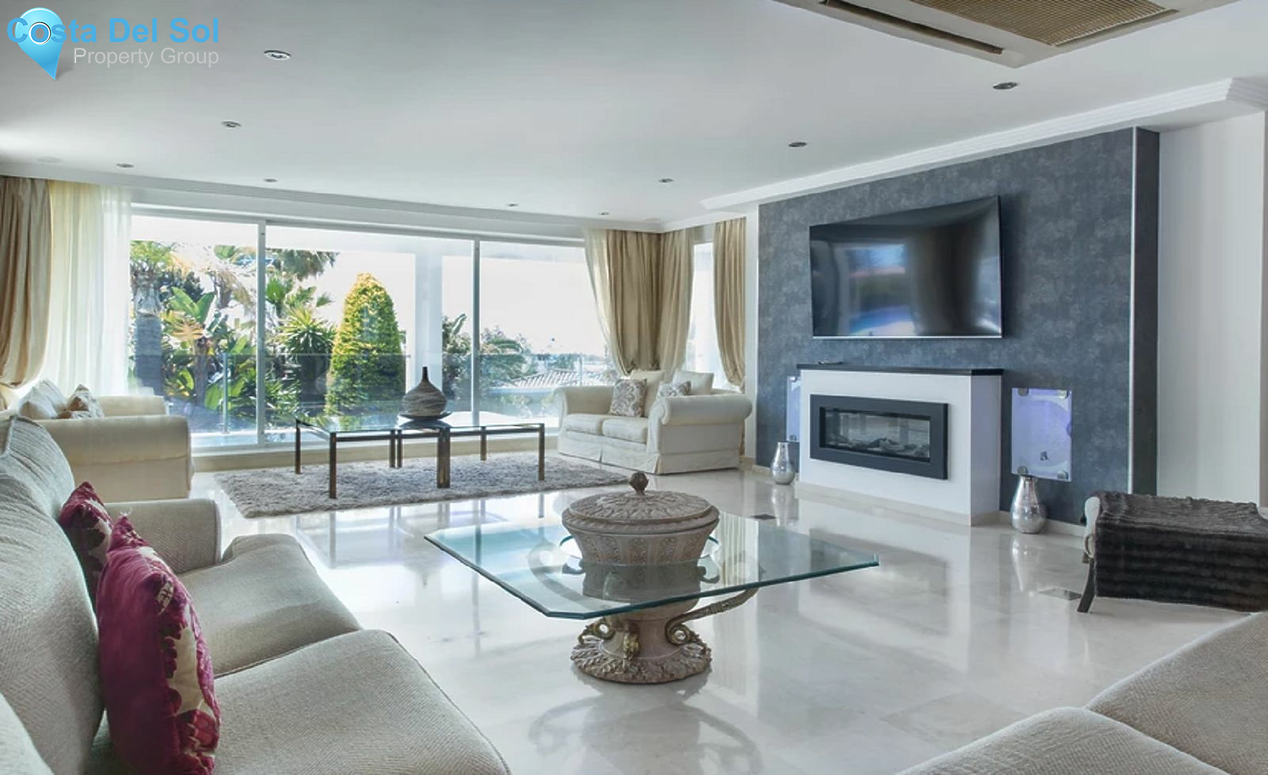 Detached Villa in Elviria-1207160