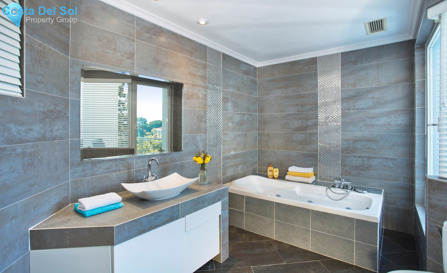 Detached Villa in Elviria-1220956