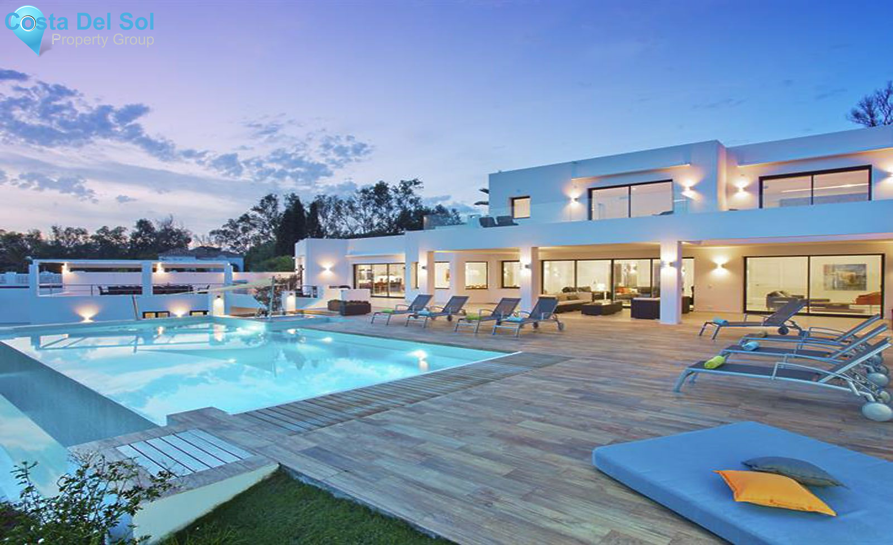 Detached Villa in Elviria