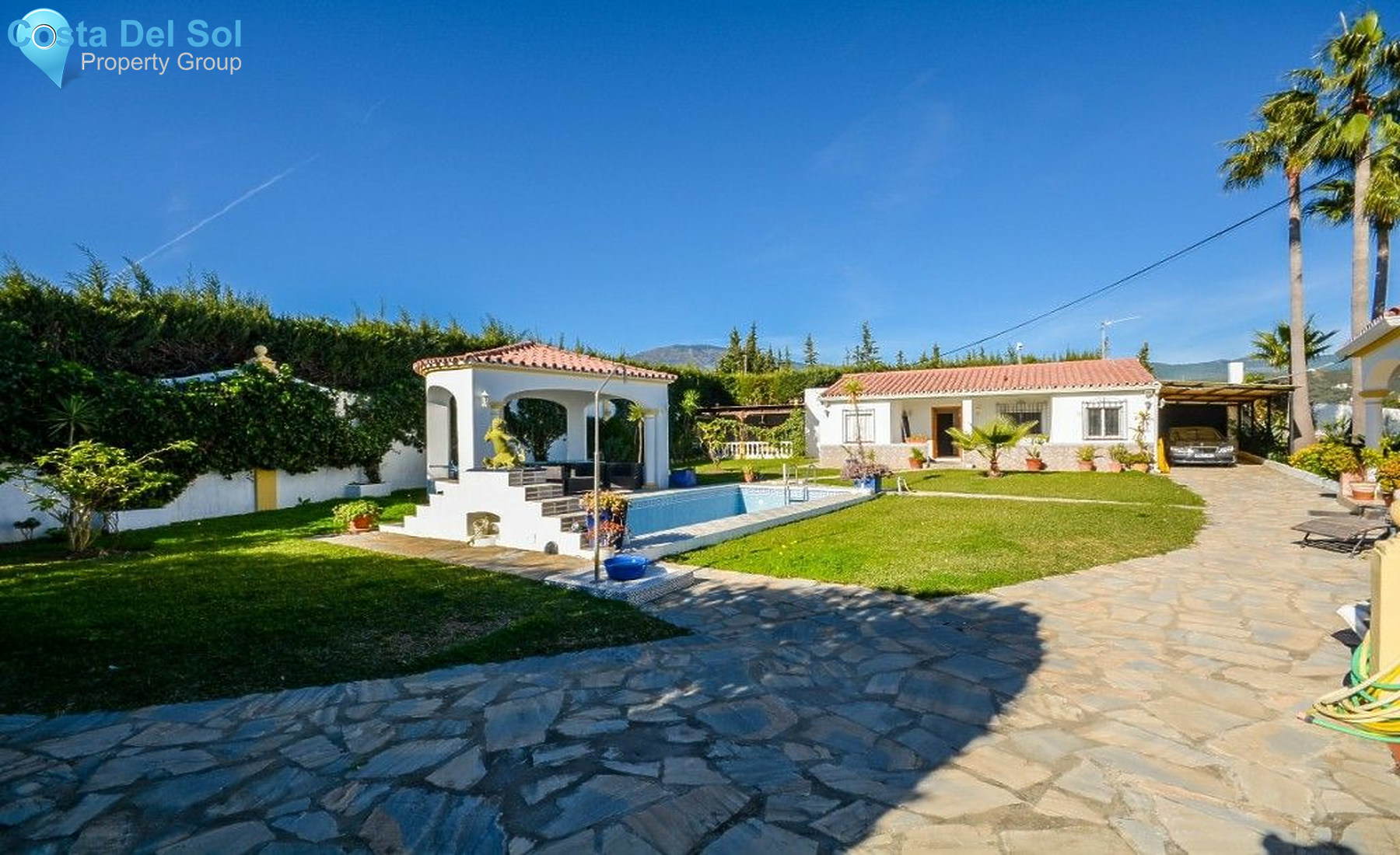 Detached Villa in Estepona-1199619