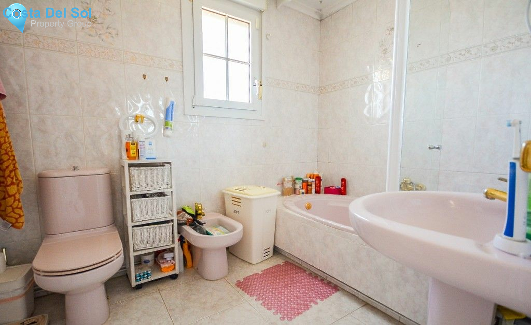 Detached Villa in Estepona-1199637