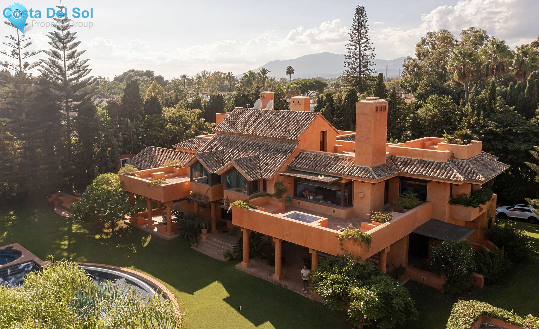 Detached Villa in Guadalmina Baja