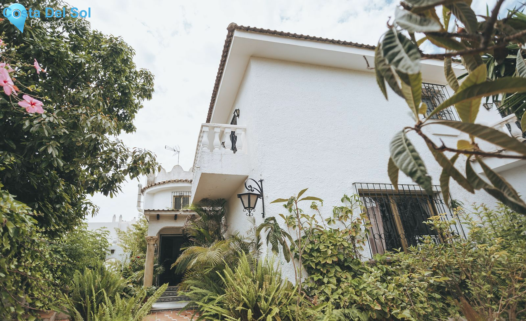 Detached Villa in Marbella-1141124