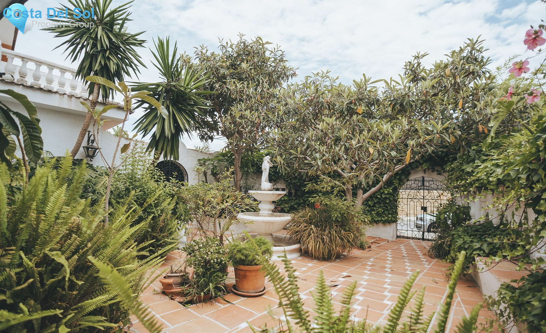 Detached Villa in Marbella-1141126