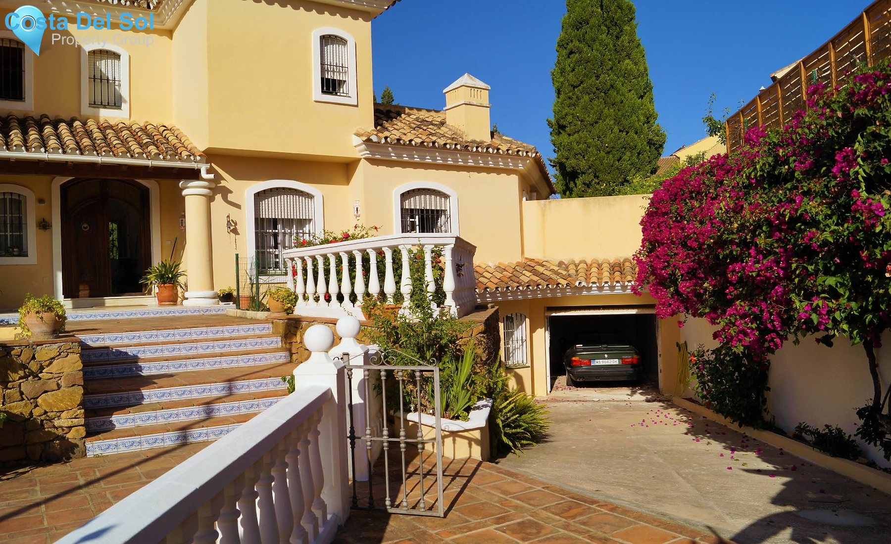 Detached Villa in Marbella-1200086