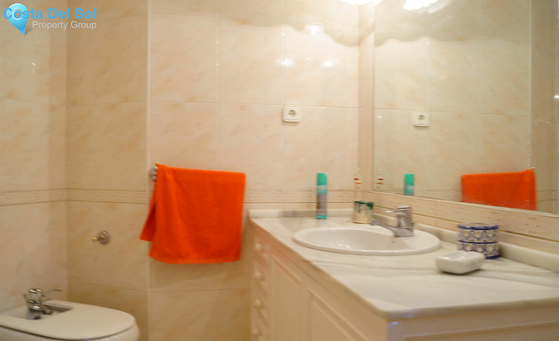 Detached Villa in Marbella-1200104