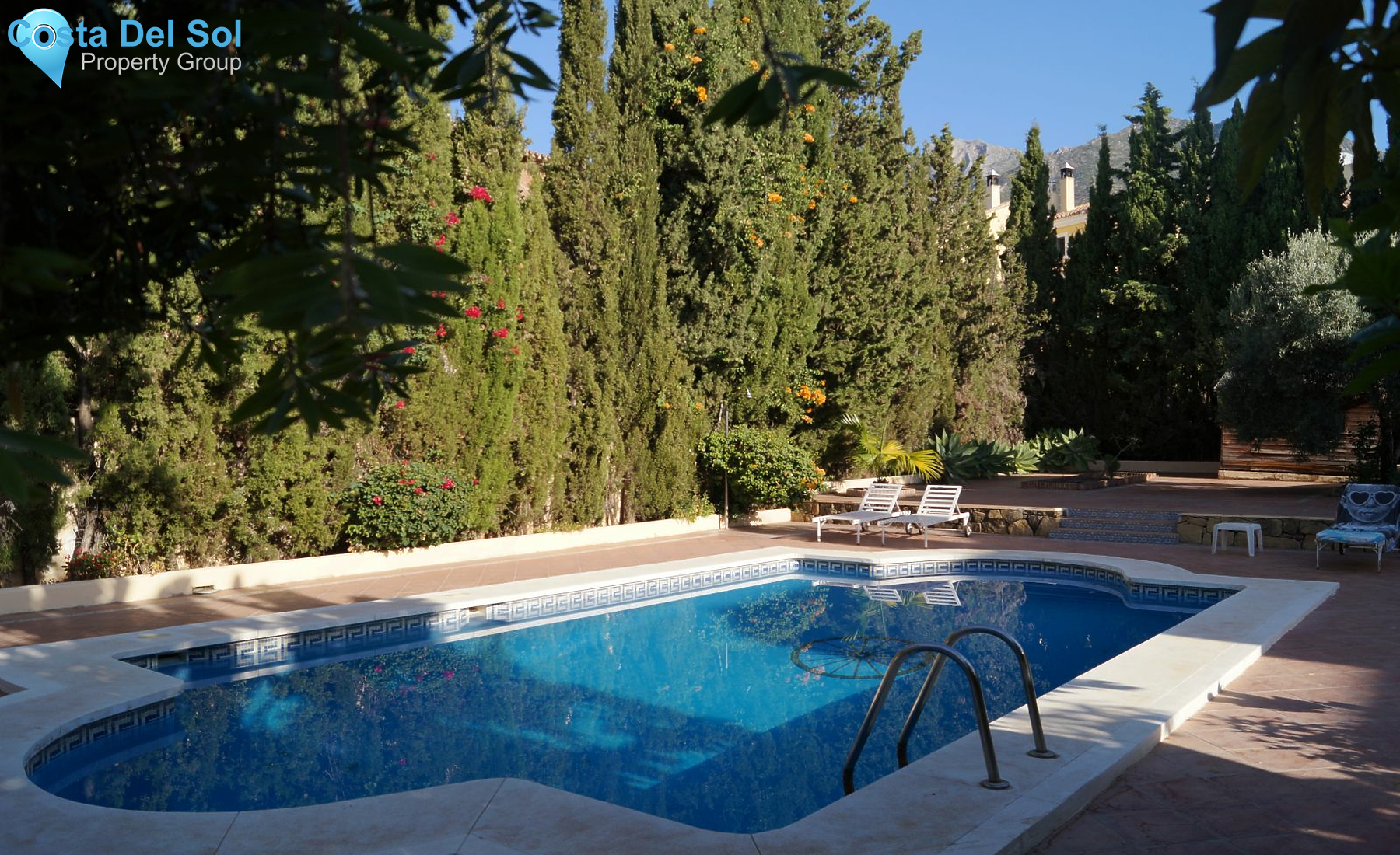 Detached Villa in Marbella-1200090