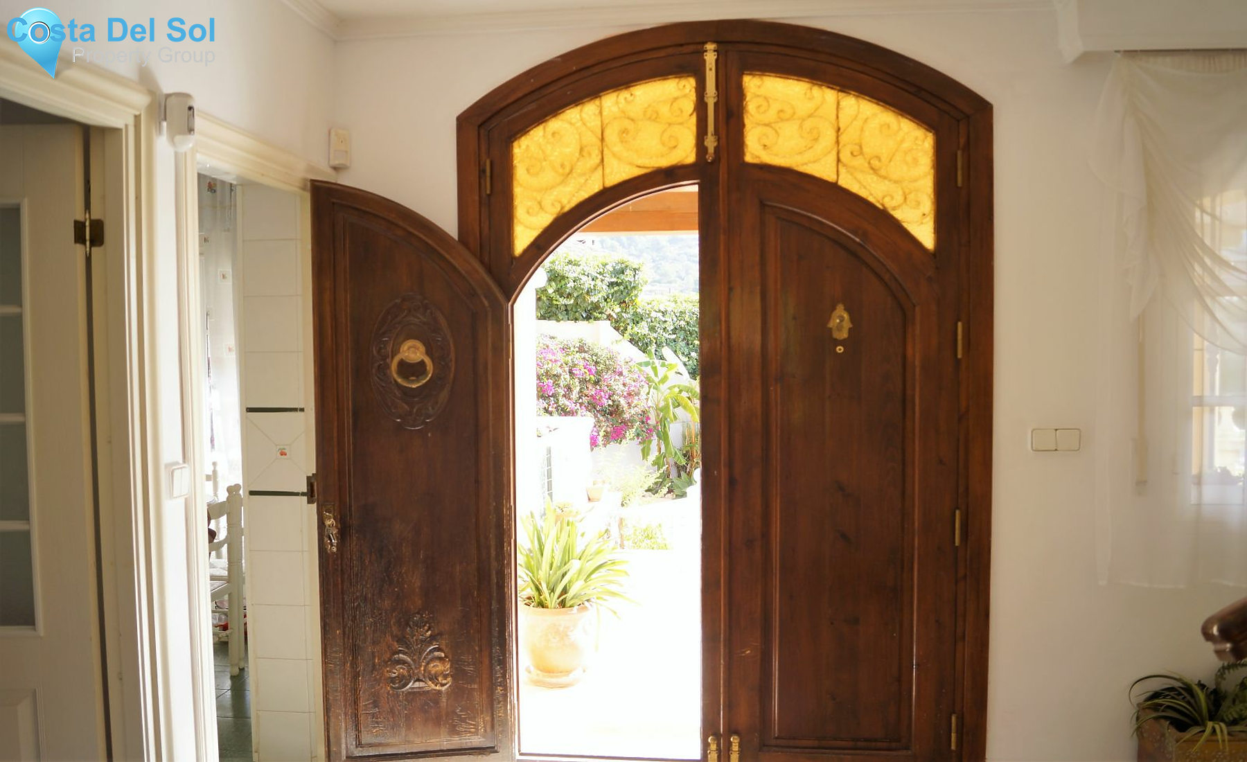 Detached Villa in Marbella-1200091