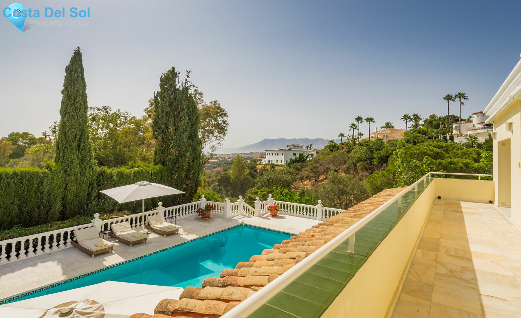 Detached Villa in Marbella-1201727