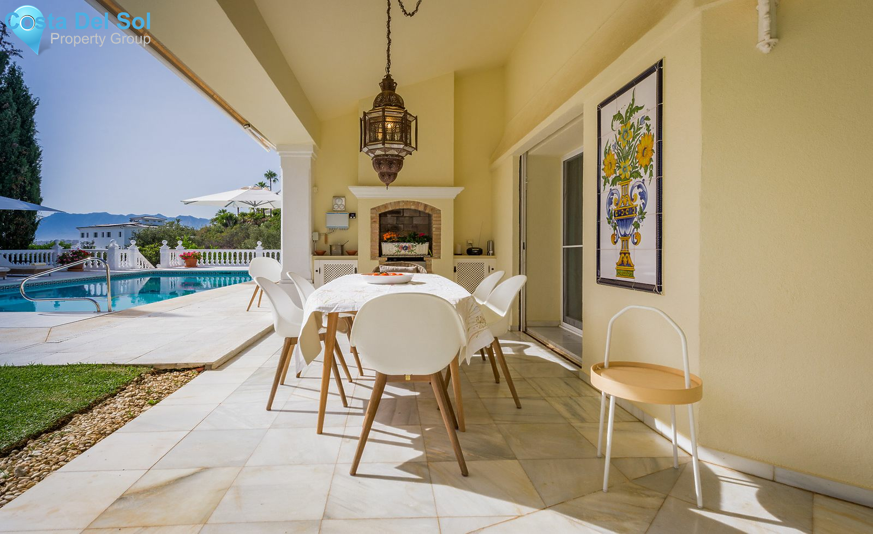 Detached Villa in Marbella-1201745
