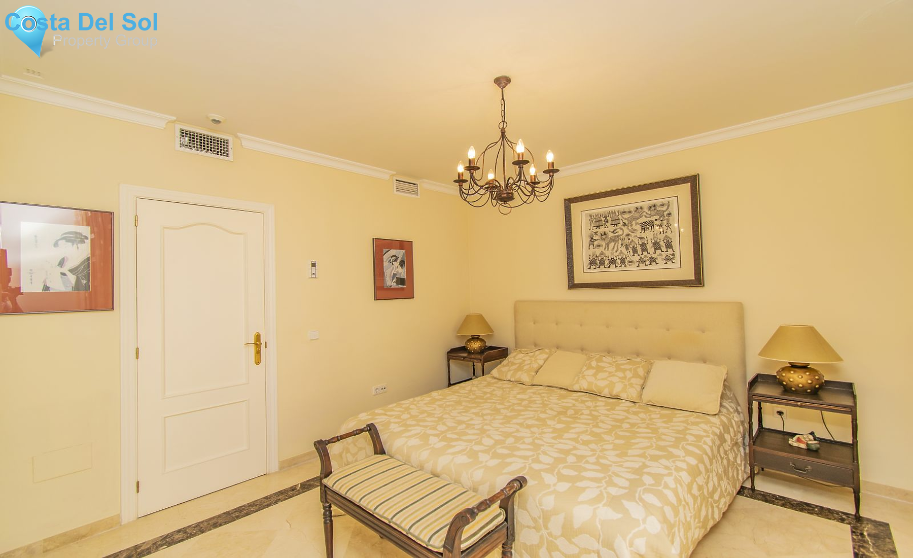 Detached Villa in Marbella-1426972
