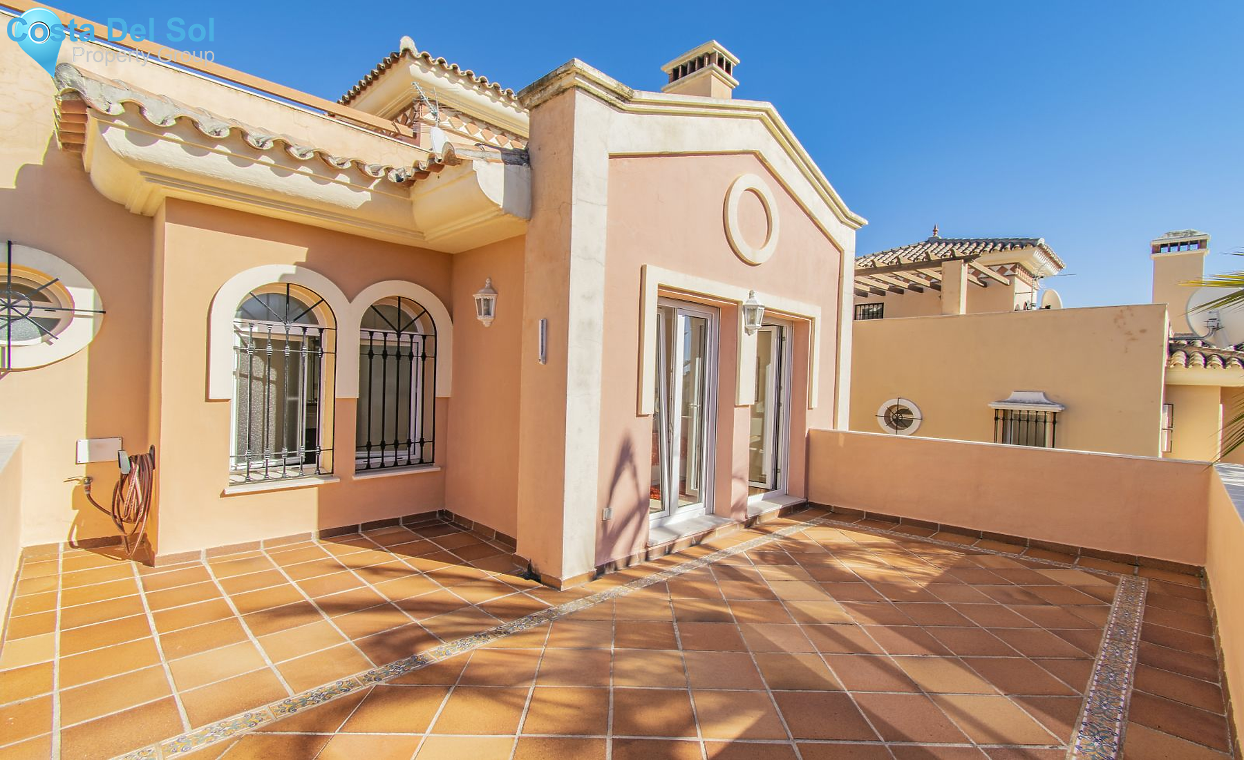 Detached Villa in Marbella-1426960