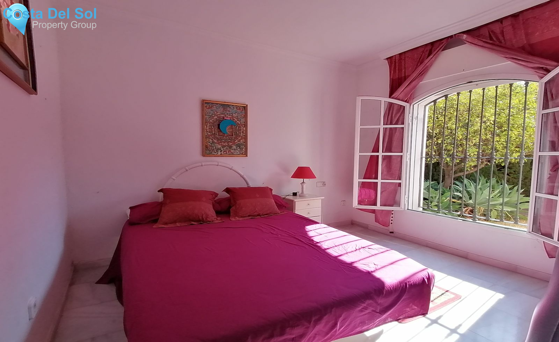 Detached Villa in Marbella-1521020