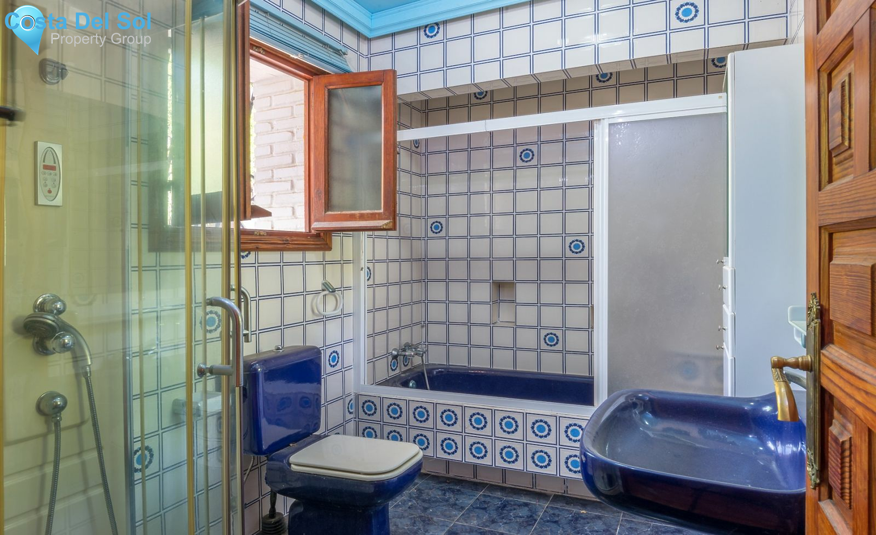 Detached Villa in Málaga-1450468