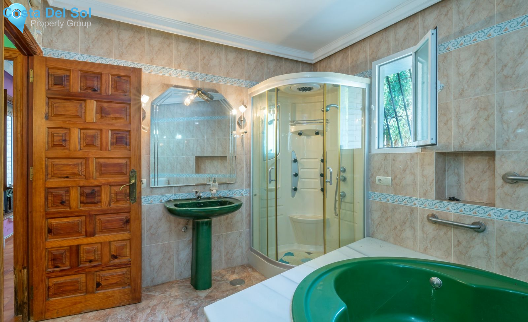 Detached Villa in Málaga-1450469