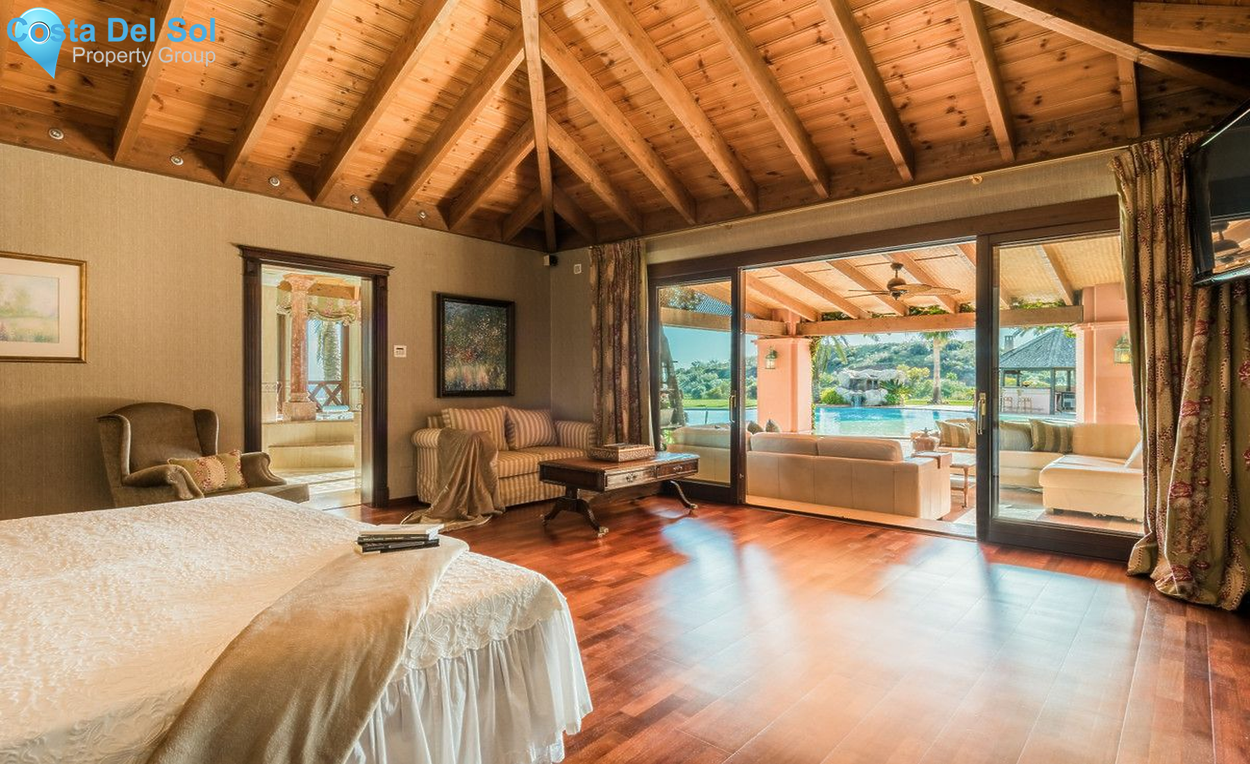 Detached Villa in Nueva Andalucía-1134319