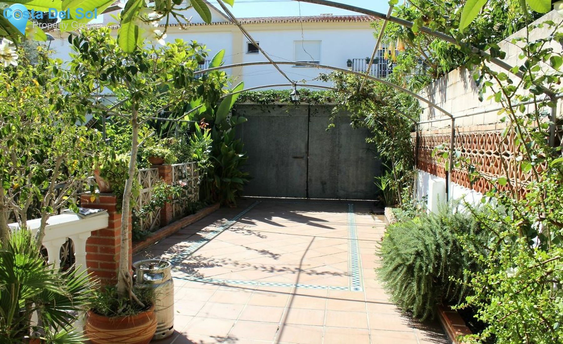 Detached Villa in Rincón de la Victoria-1205456