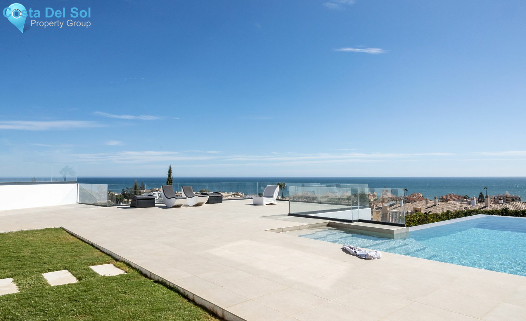 Detached Villa in Rincón de la Victoria-1441970