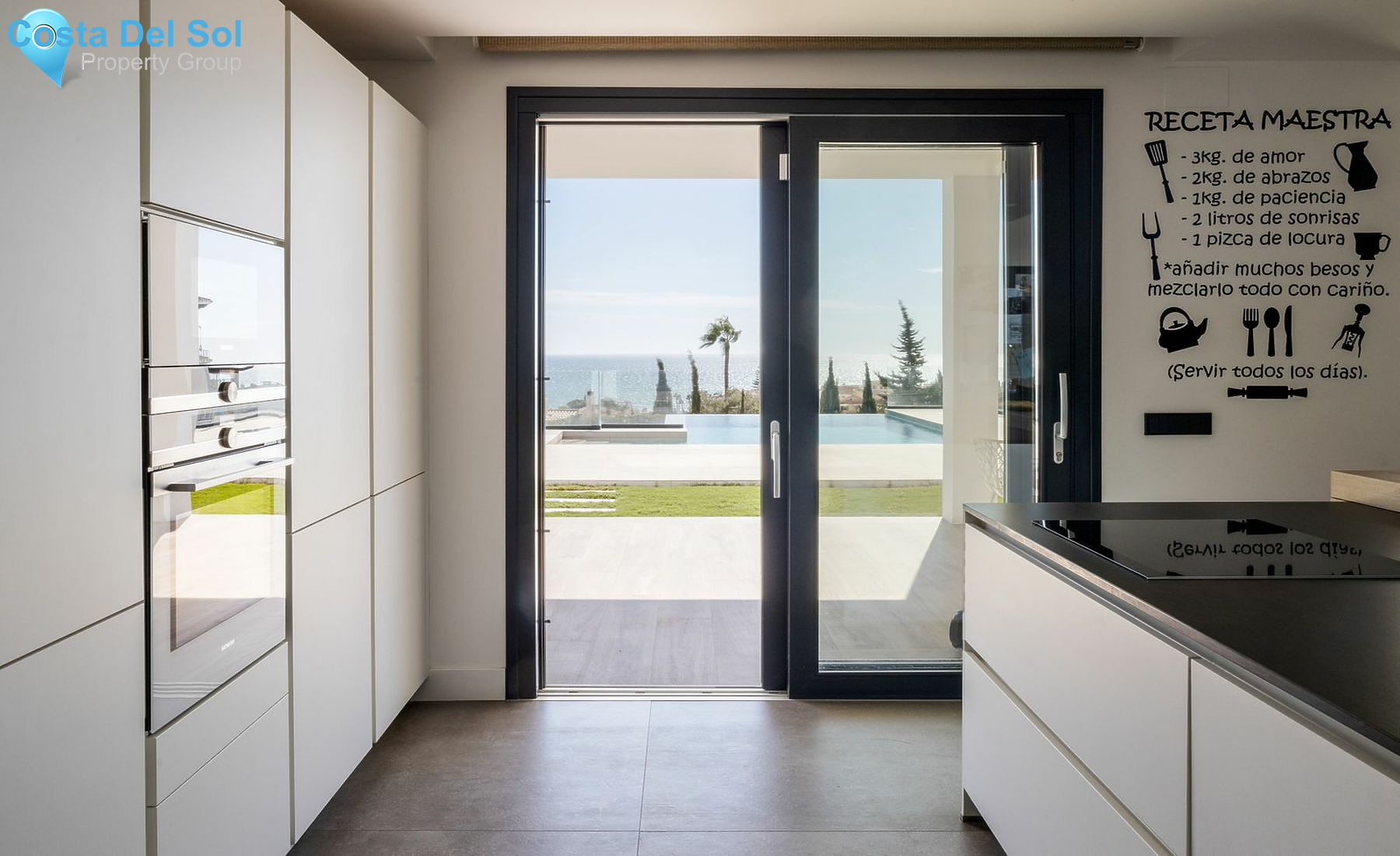 Detached Villa in Rincón de la Victoria-1441967